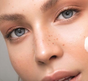 “富养”肌肤有讲究 万元面霜“贵”在哪?